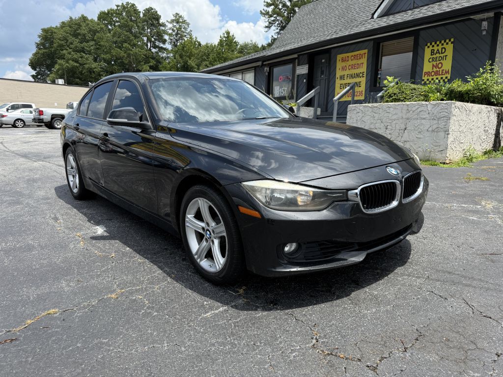 2012 BMW 3 Series Image 3