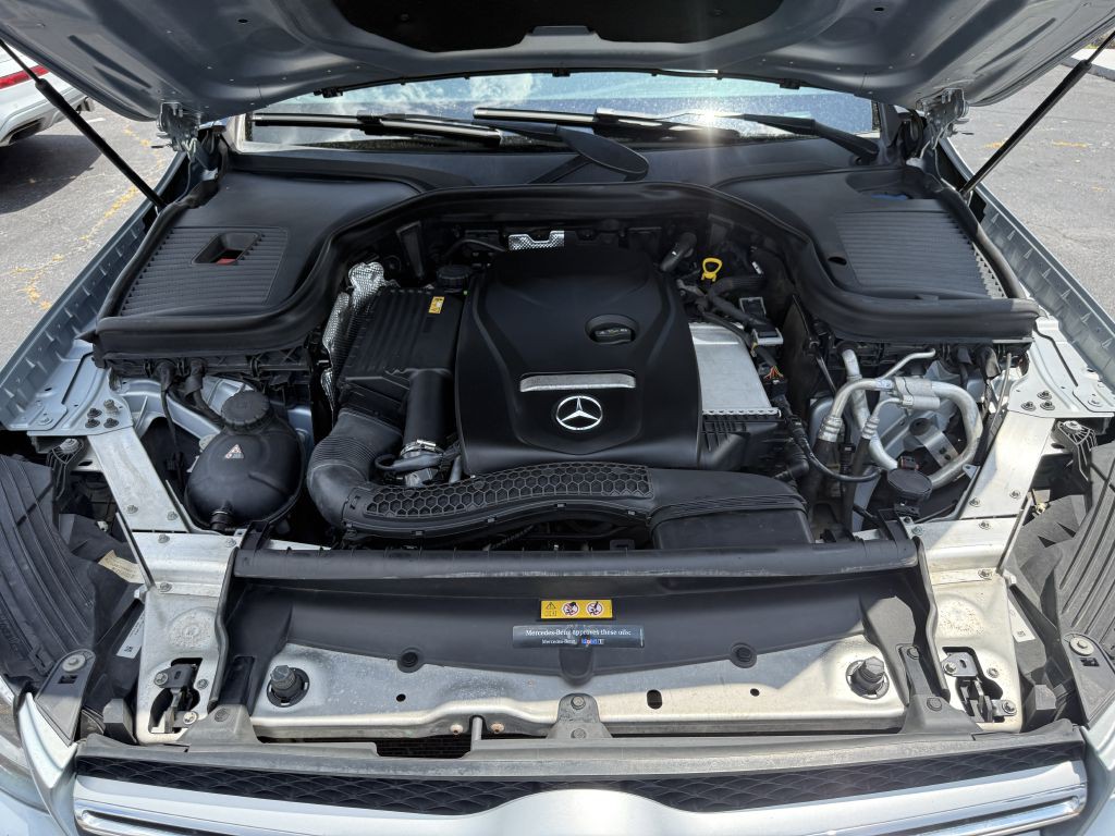 2017 Mercedes-Benz GLC-Class Image 18