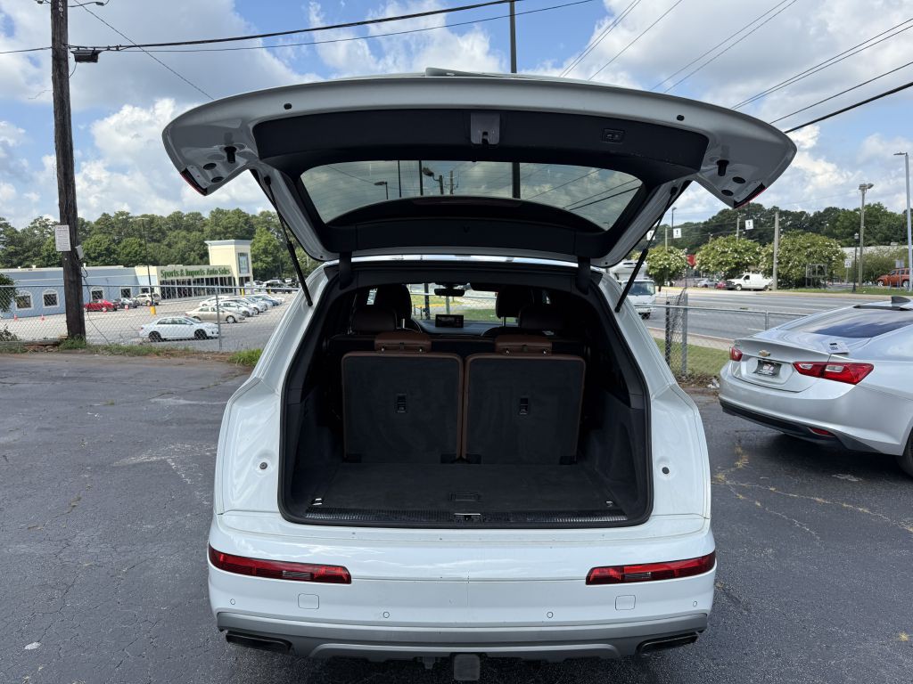 2018 Audi Q7 Image 8