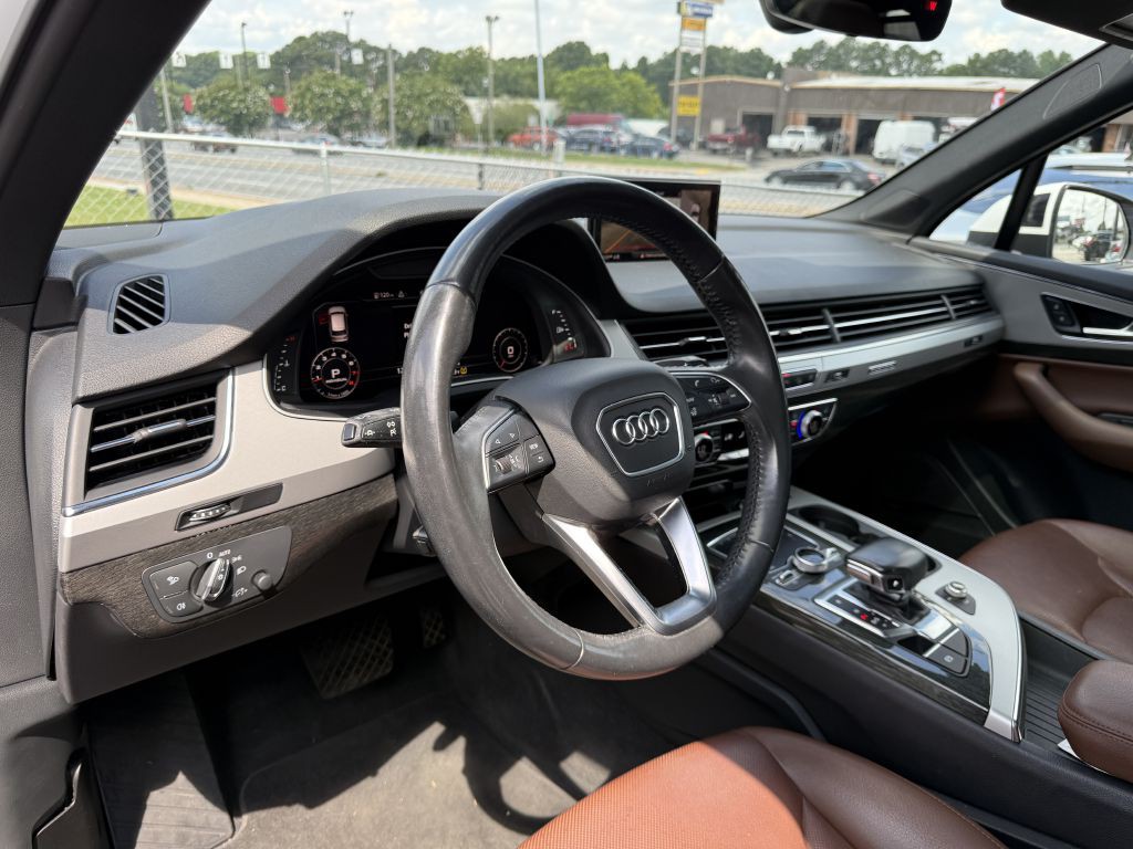 2018 Audi Q7 Image 23