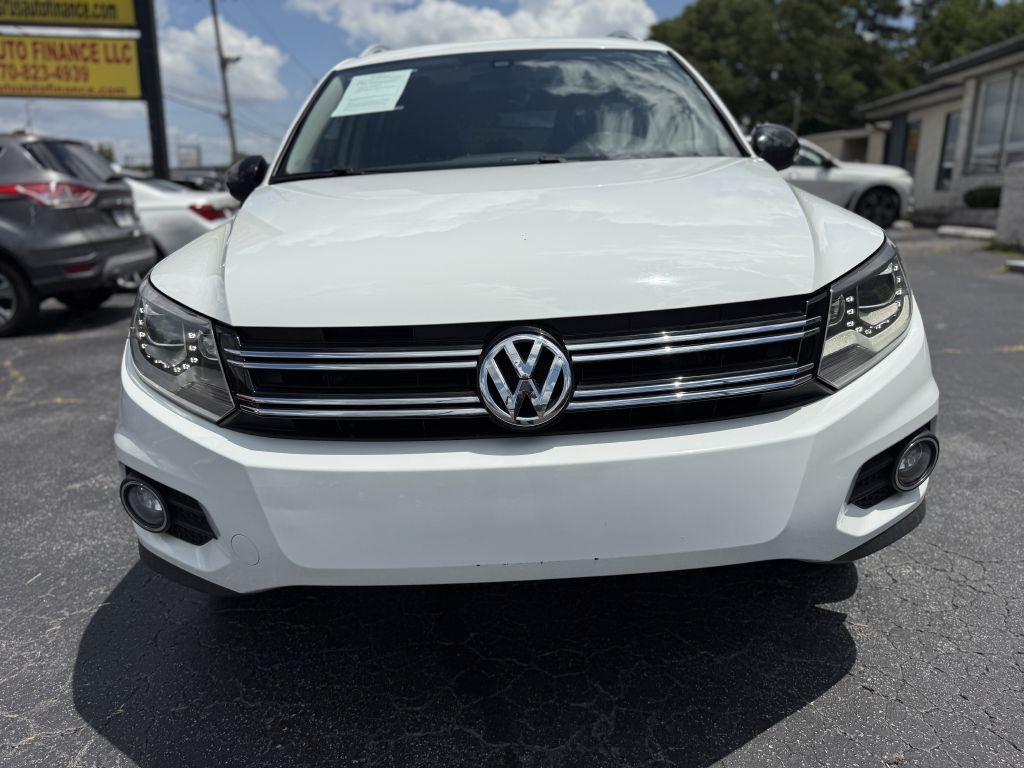 2017 Volkswagen Tiguan Image 2