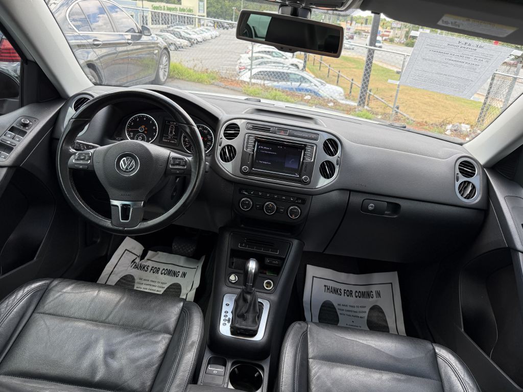 2017 Volkswagen Tiguan Image 14