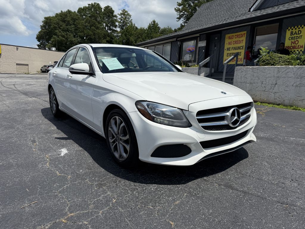 2017 Mercedes-Benz C-Class Image 3