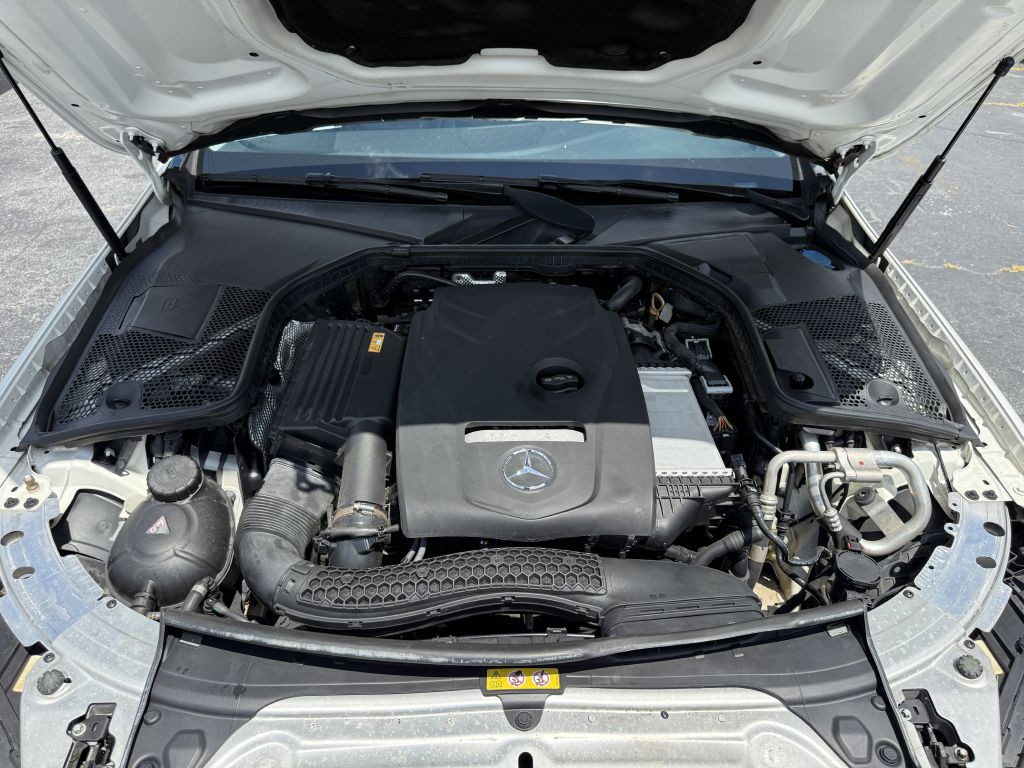 2017 Mercedes-Benz C-Class Image 19