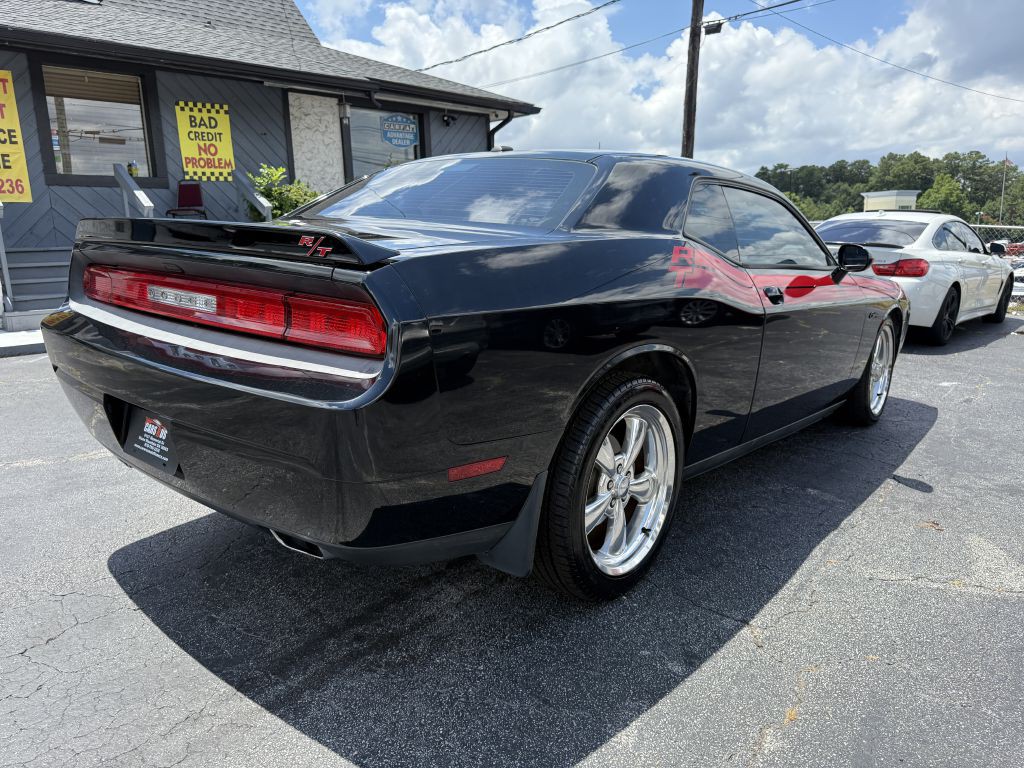 2012 Dodge Challenger Image 4