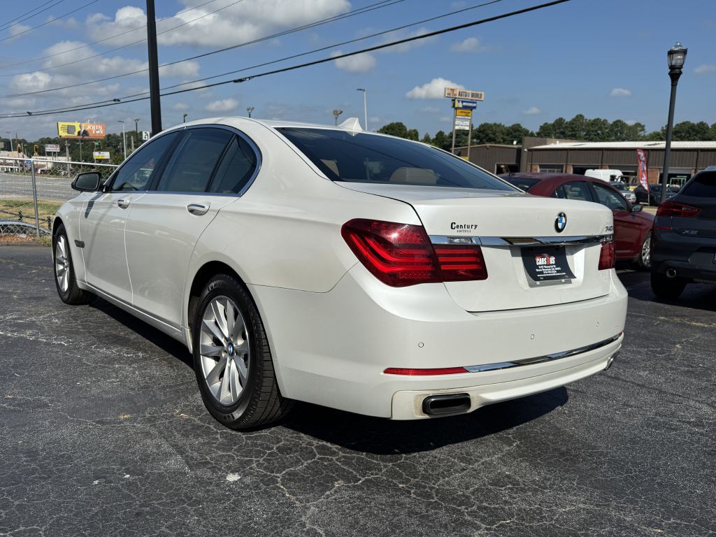2015 BMW 7 Series Image 6