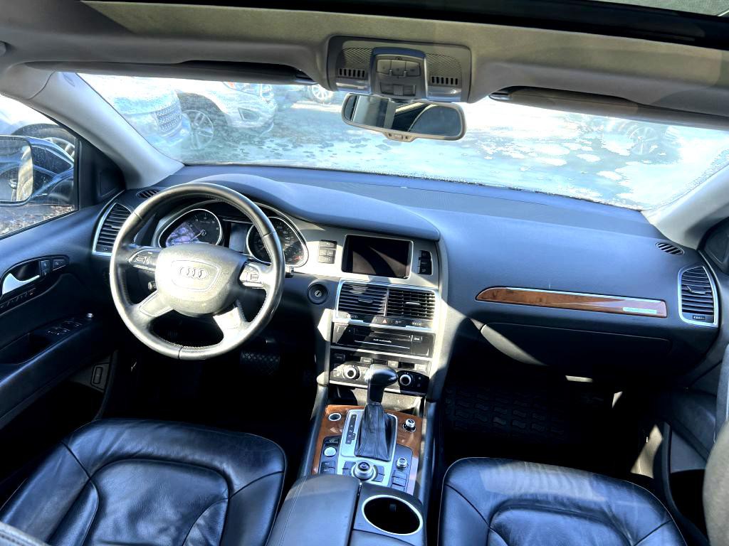 2015 Audi Q7 Image 12
