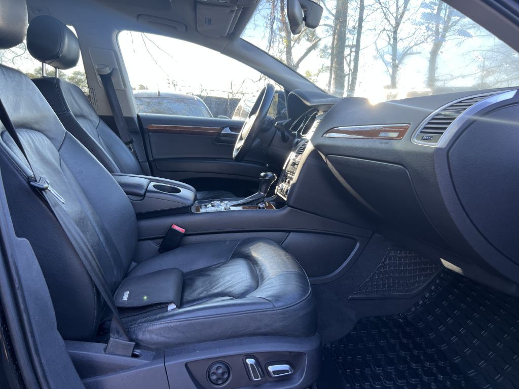 2015 Audi Q7 Image 13