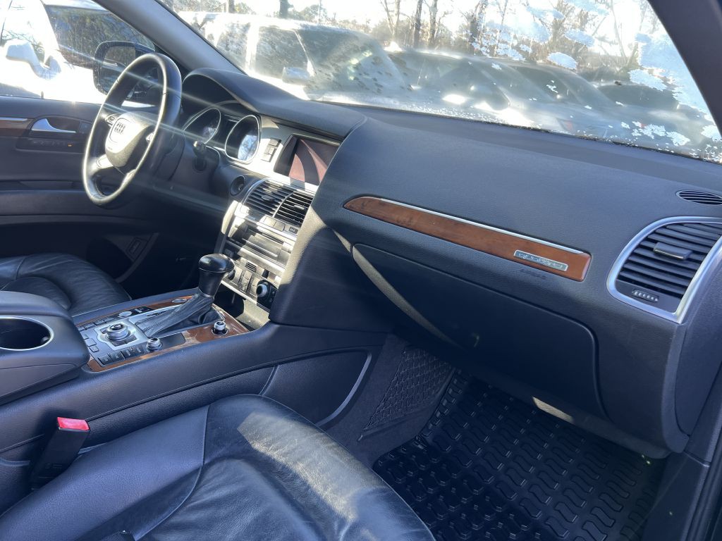 2015 Audi Q7 Image 14