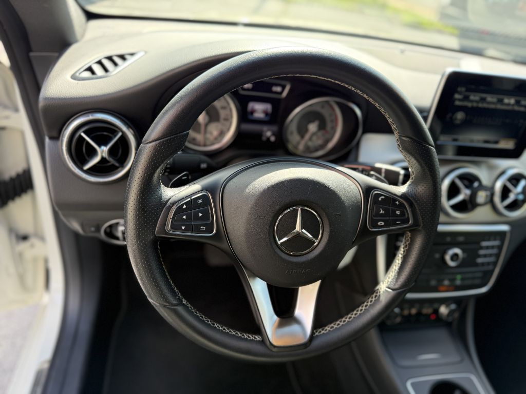 2016 Mercedes-Benz CLA-Class Image 8