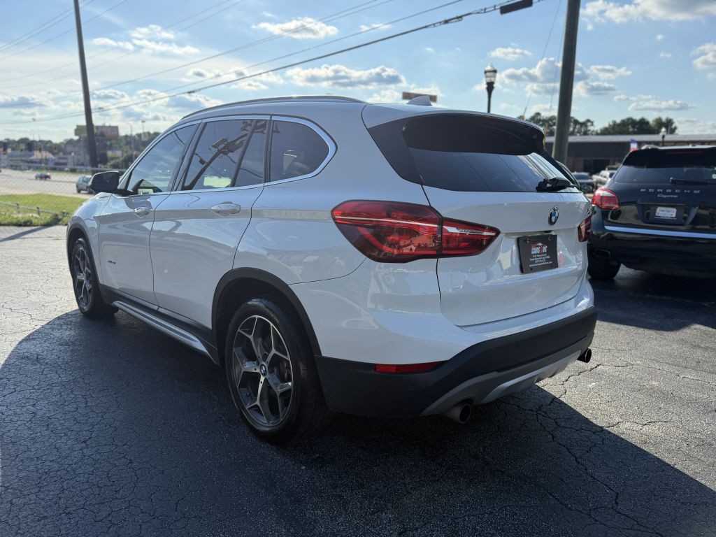2016 BMW X1 Image 6