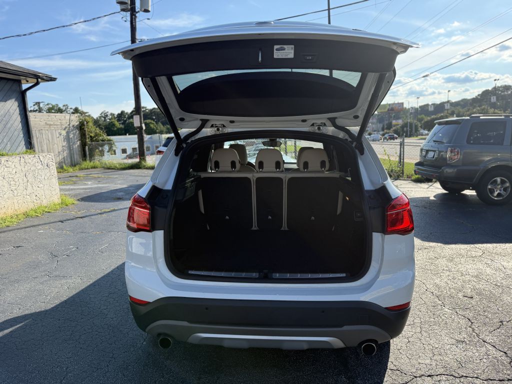 2016 BMW X1 Image 12
