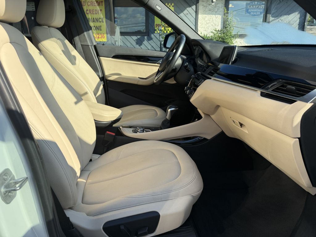 2016 BMW X1 Image 15