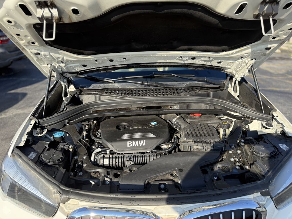 2016 BMW X1 Image 19