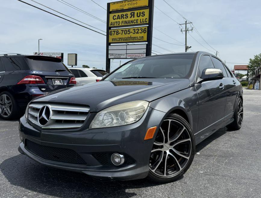 2009 Mercedes-Benz C-Class Image 1