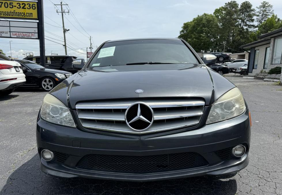 2009 Mercedes-Benz C-Class Image 2