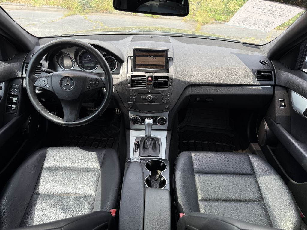 2009 Mercedes-Benz C-Class Image 14