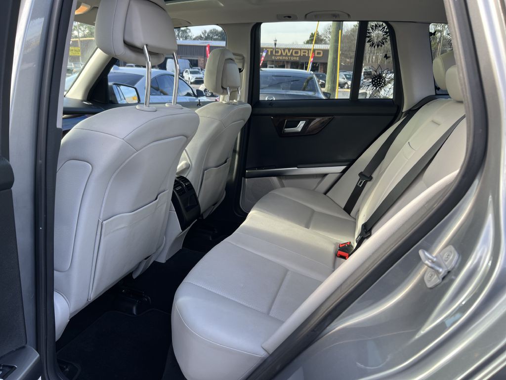 2015 Mercedes-Benz GLK-Class Image 11