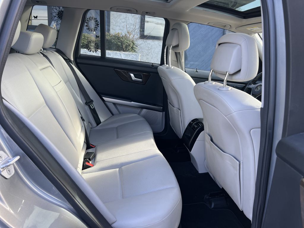 2015 Mercedes-Benz GLK-Class Image 13