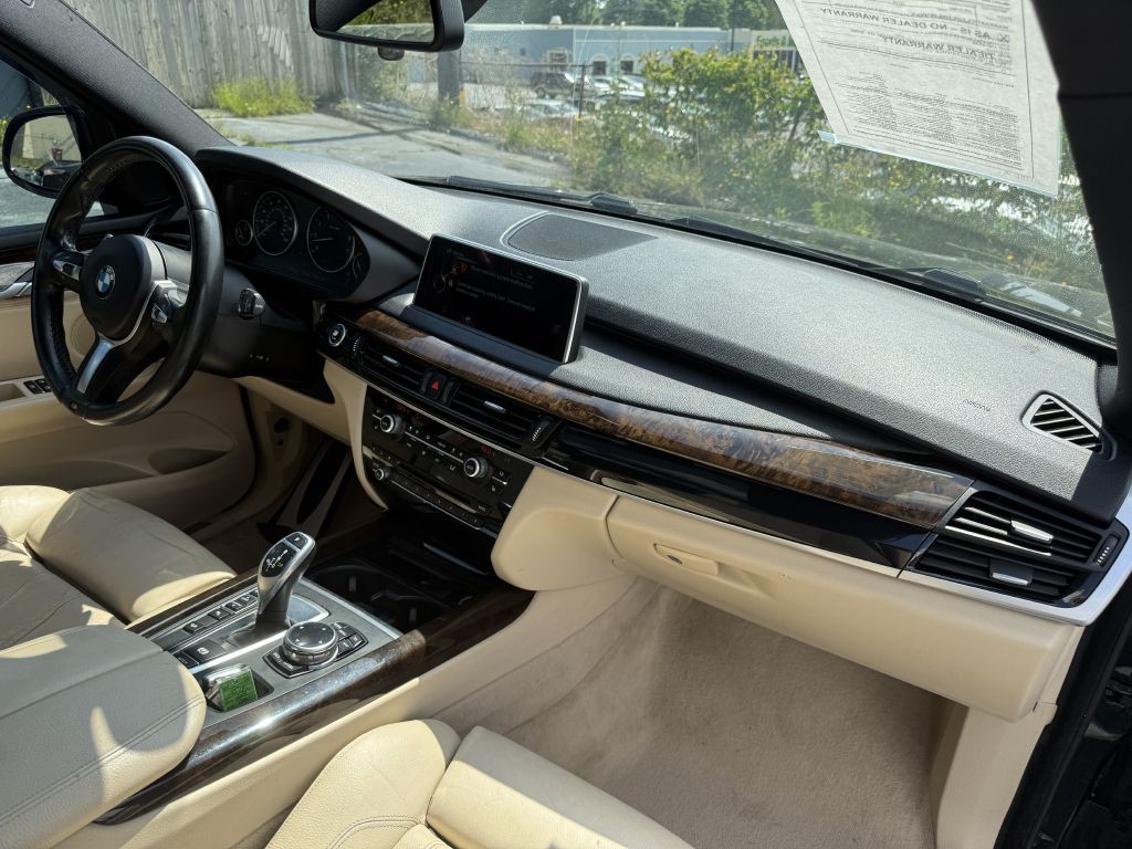 2014 BMW X5 Image 17