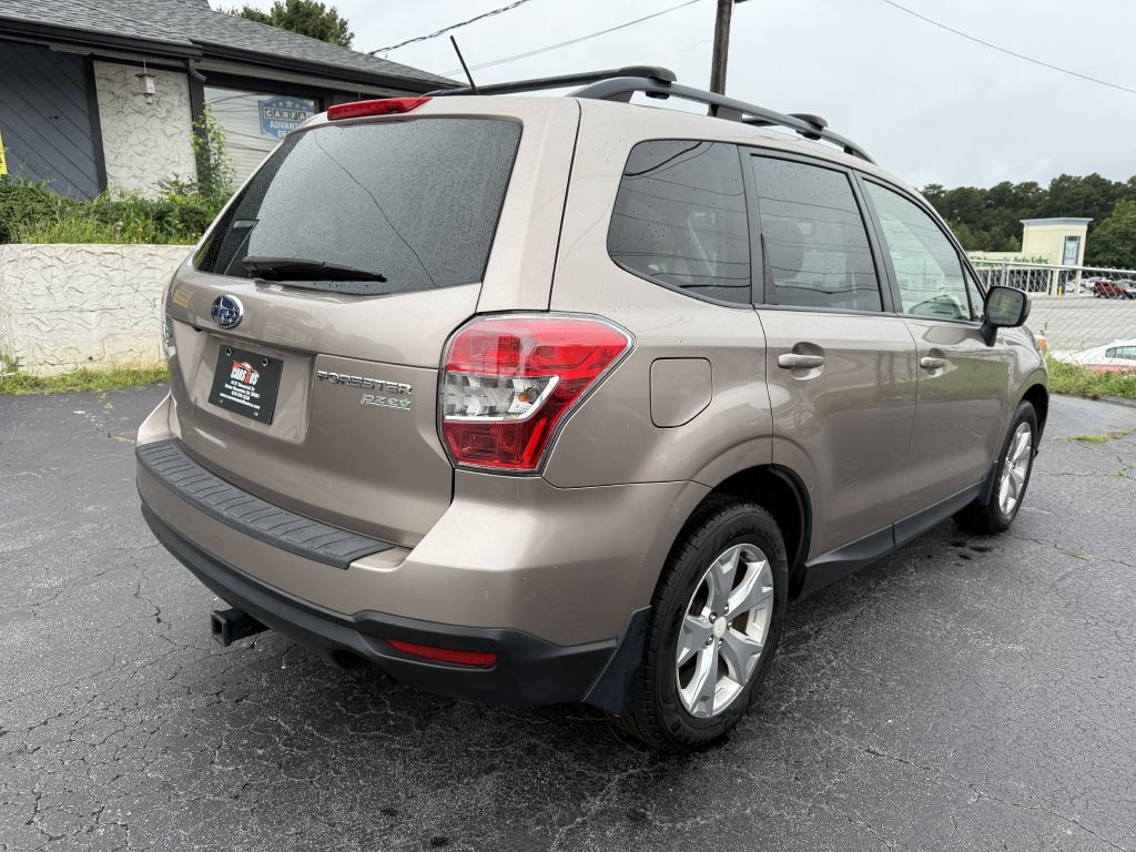 2015 Subaru Forester Image 5