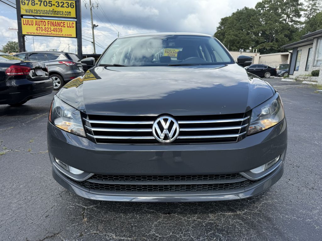 2014 Volkswagen Passat Image 2