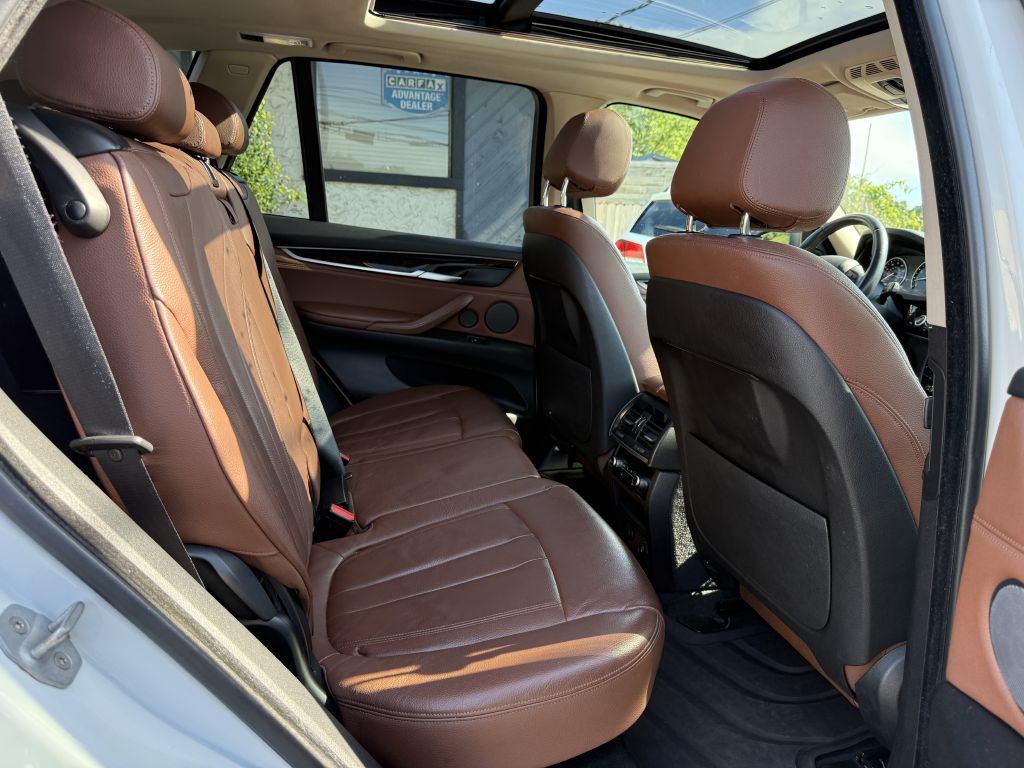 2015 BMW X5 Image 14