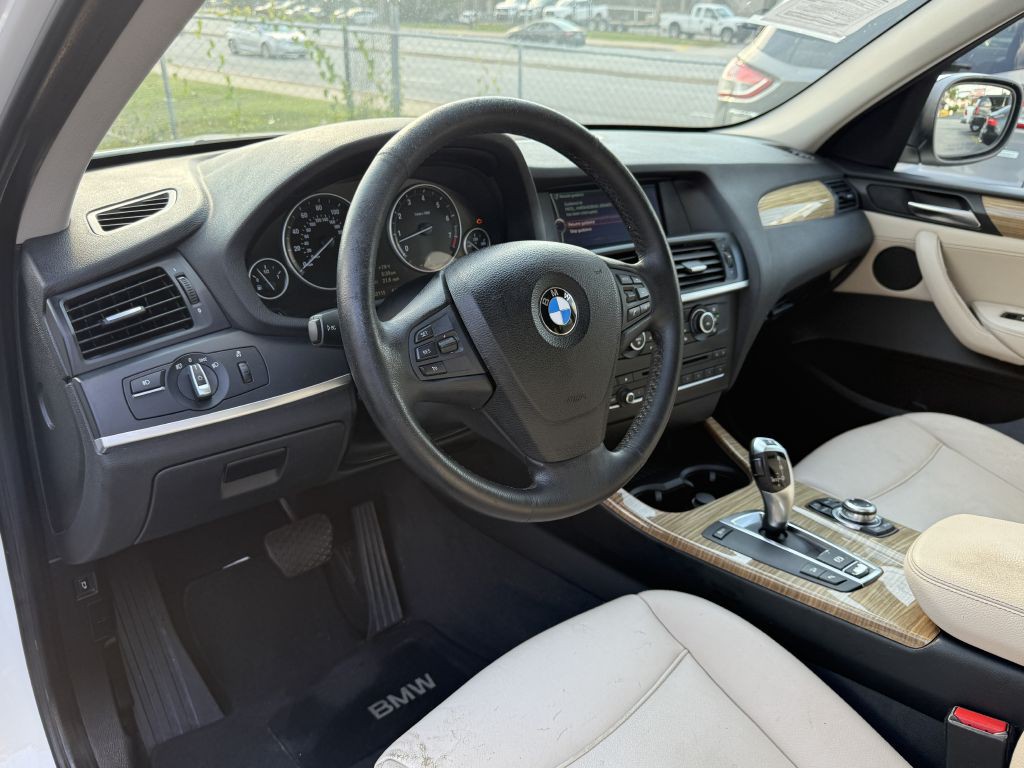 2011 BMW X3 Image 10