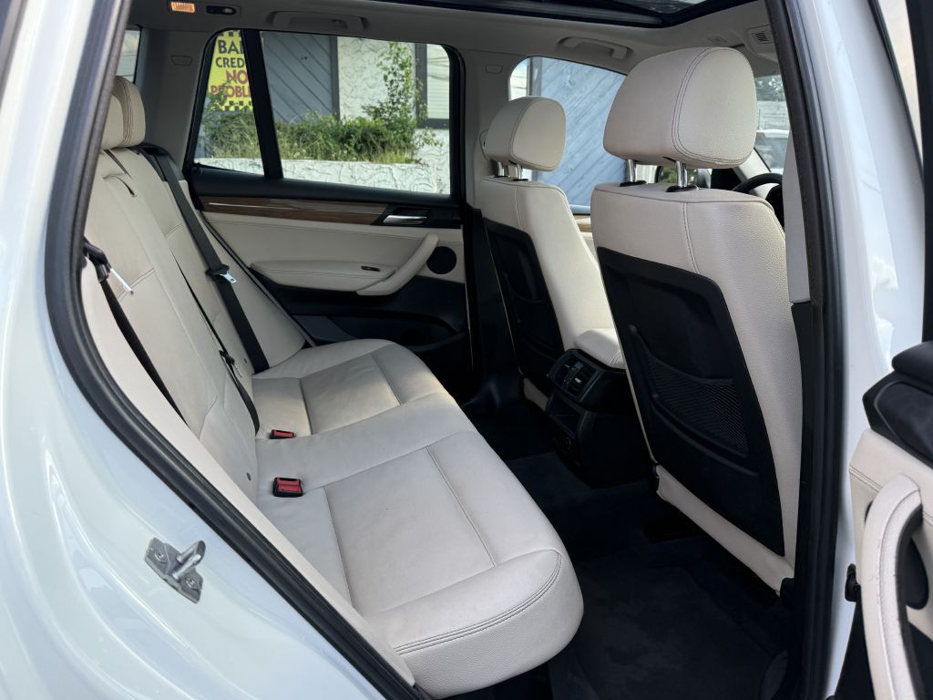 2011 BMW X3 Image 14