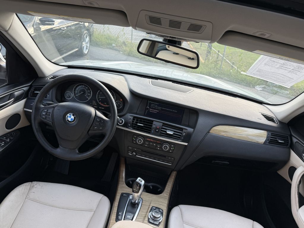 2011 BMW X3 Image 15