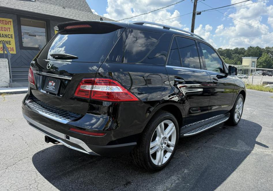 2015 Mercedes-Benz M-Class Image 5