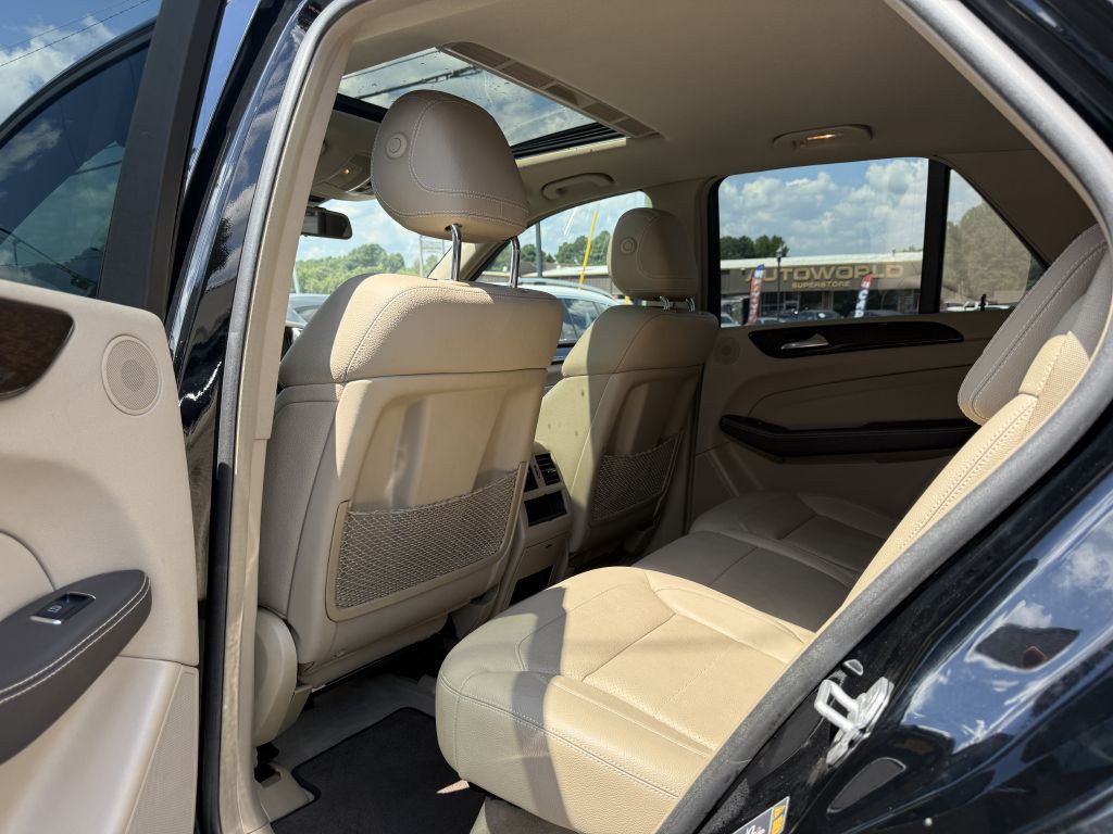 2015 Mercedes-Benz M-Class Image 12