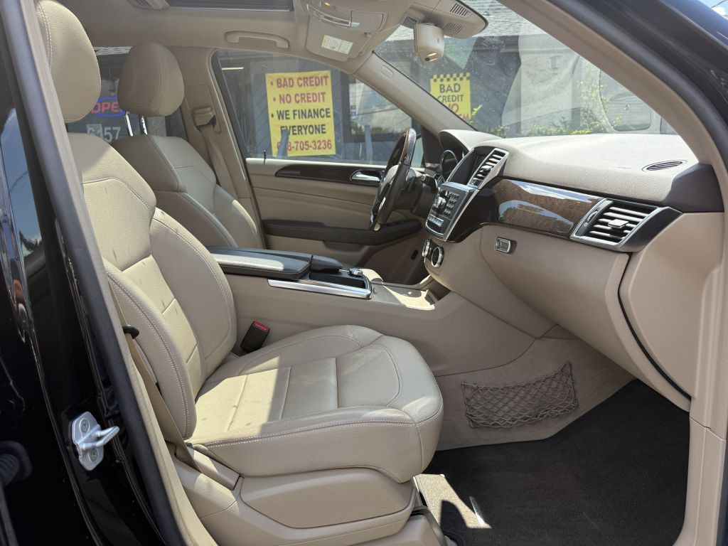 2015 Mercedes-Benz M-Class Image 16