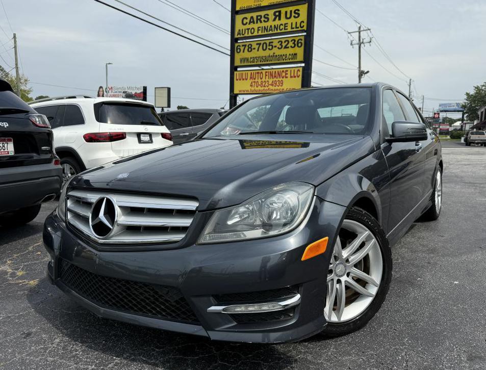 2014 Mercedes-Benz C-Class Image 1