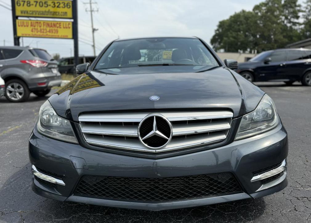 2014 Mercedes-Benz C-Class Image 2