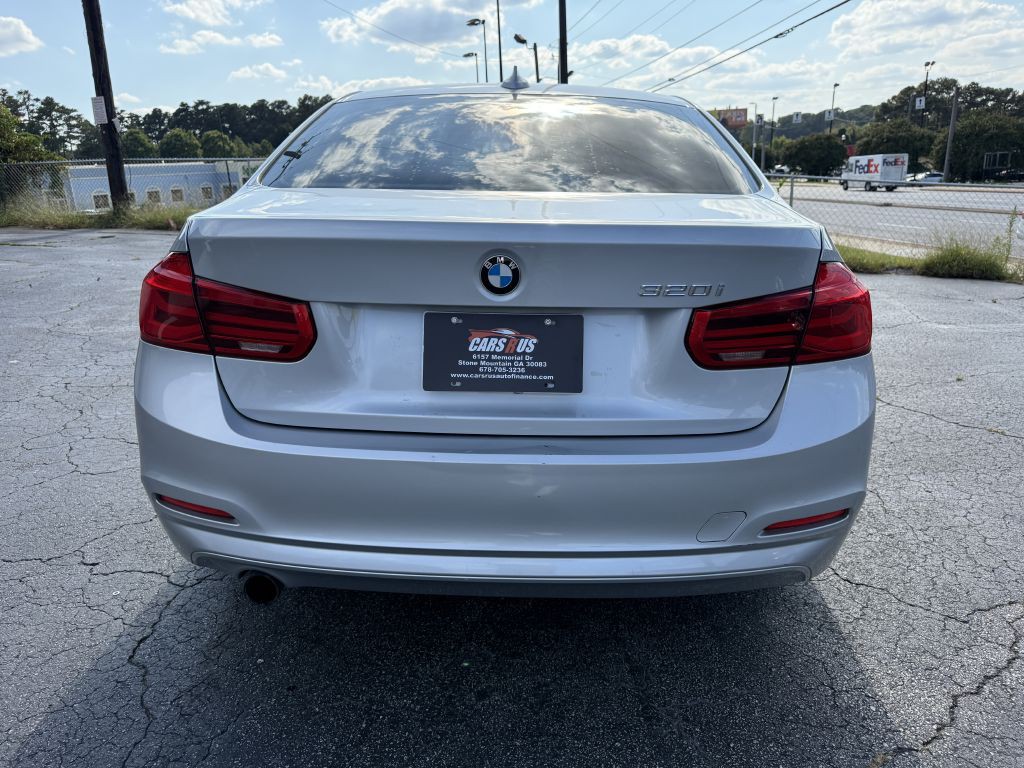 2016 BMW 3 Series Image 6