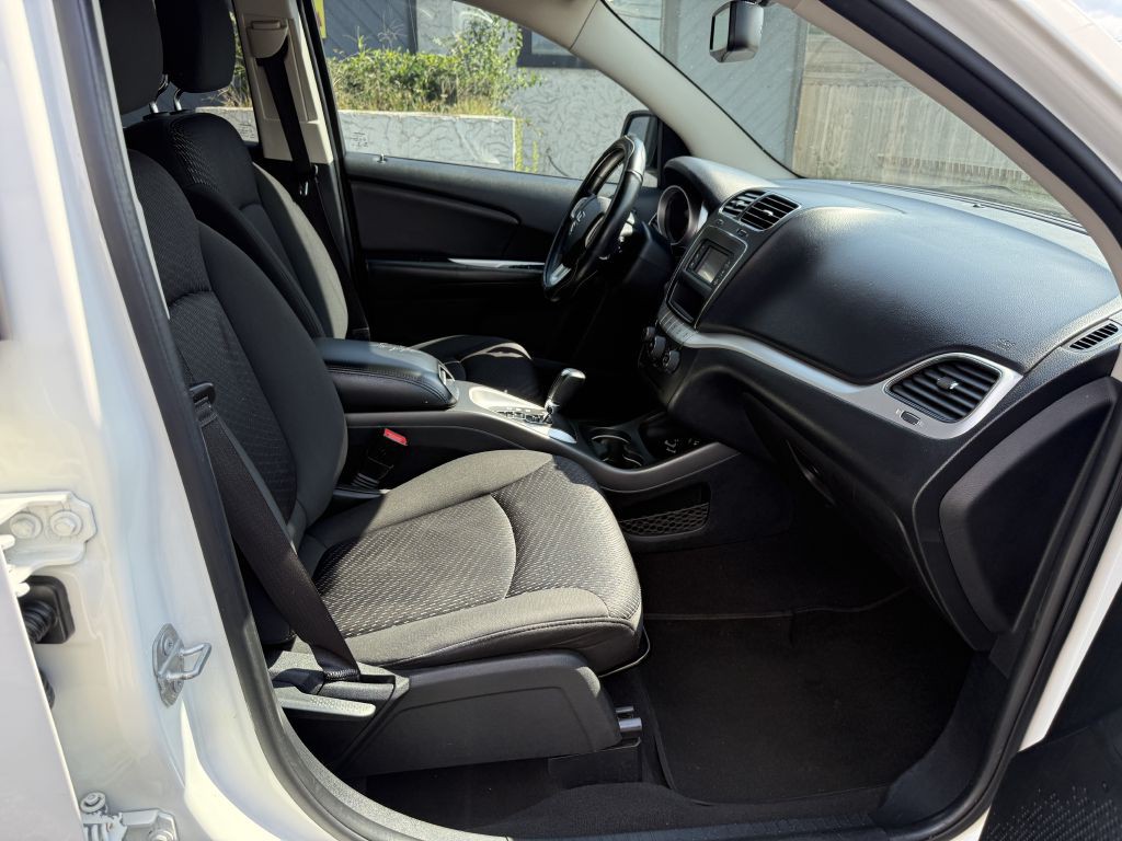 2017 Dodge Journey Image 19