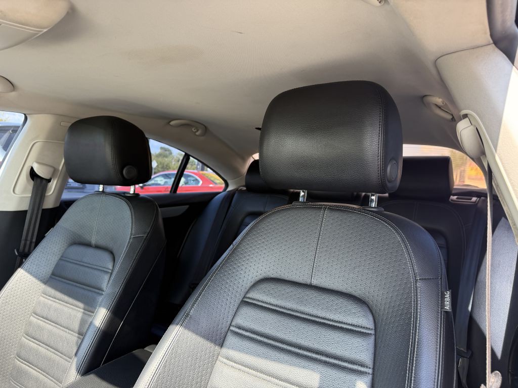 2013 Volkswagen CC Image 11