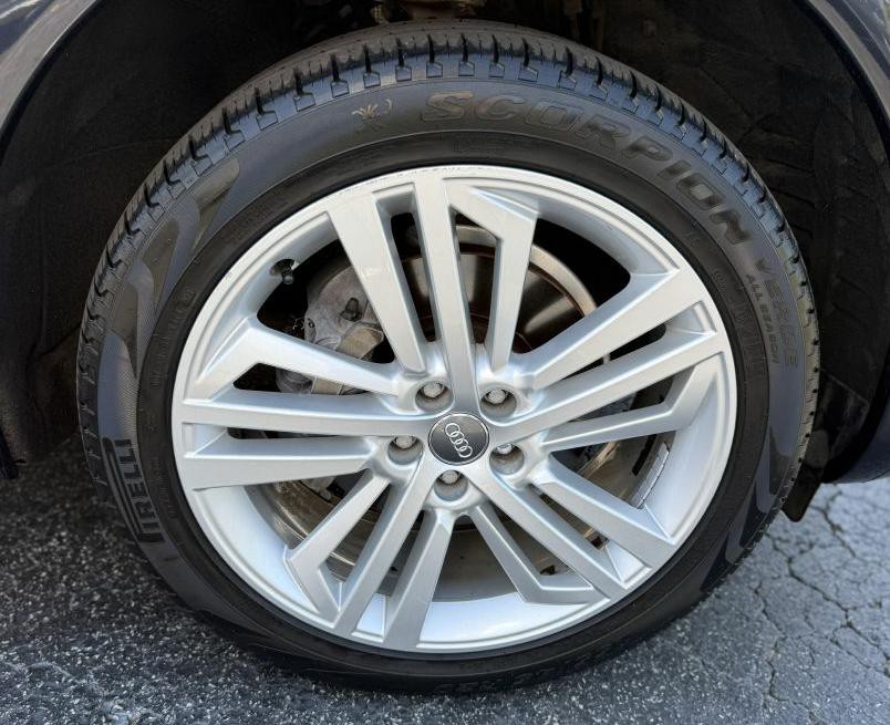 2019 Audi Q5 Image 18