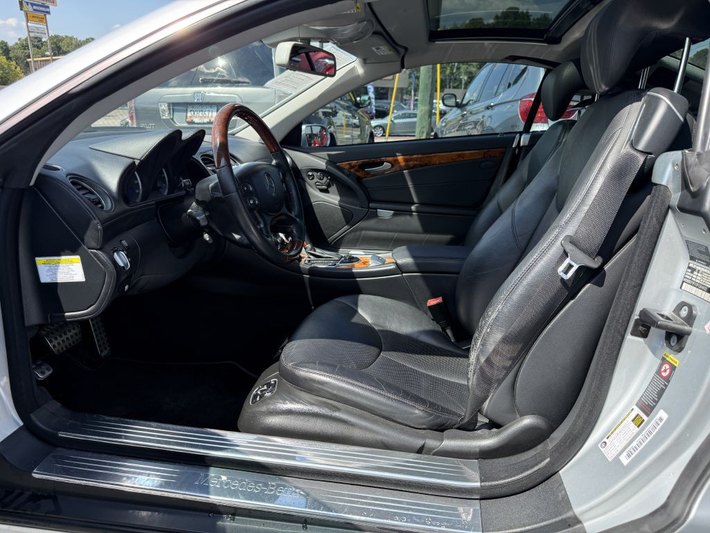 2007 Mercedes-Benz SL-Class Image 7