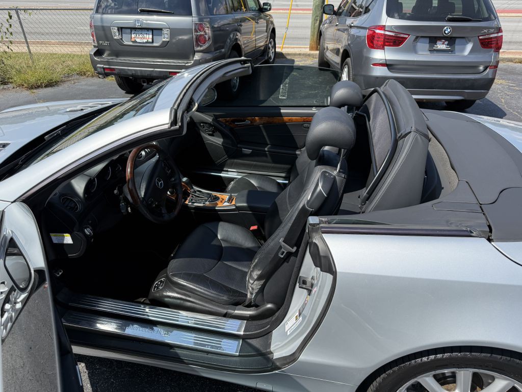 2007 Mercedes-Benz SL-Class Image 17
