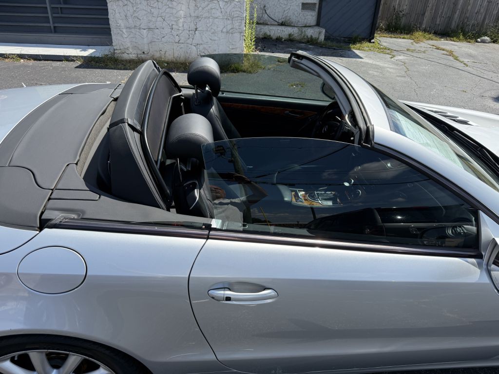 2007 Mercedes-Benz SL-Class Image 20