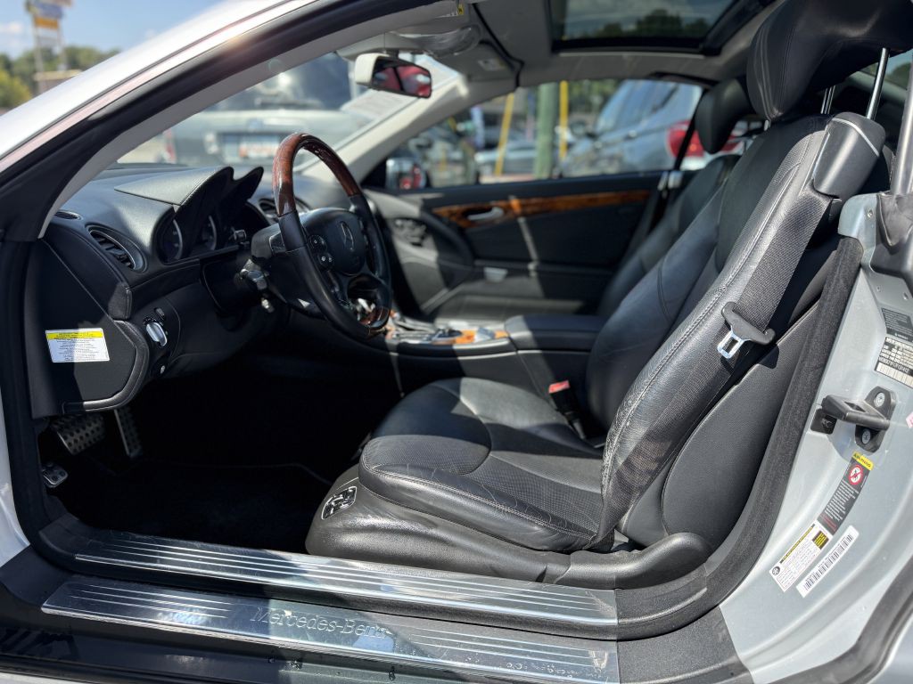 2007 Mercedes-Benz SL-Class Image 21