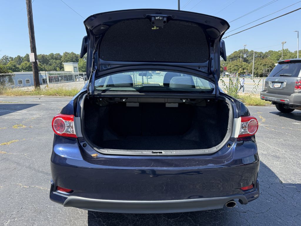 2012 Toyota Corolla Image 8