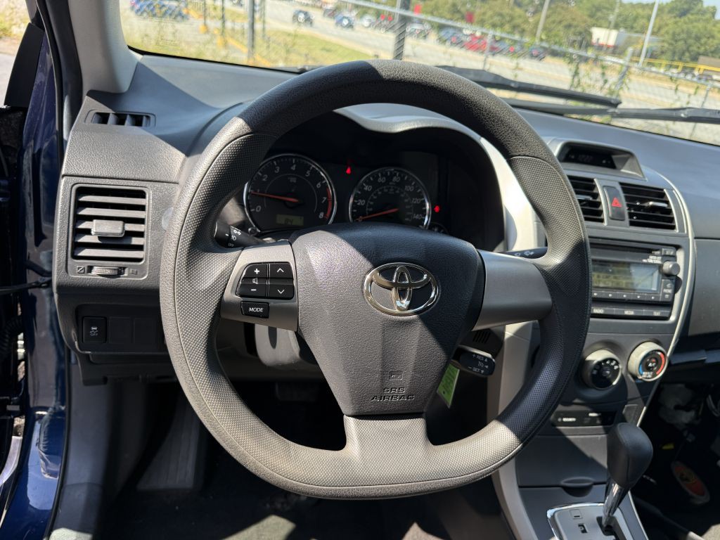 2012 Toyota Corolla Image 10