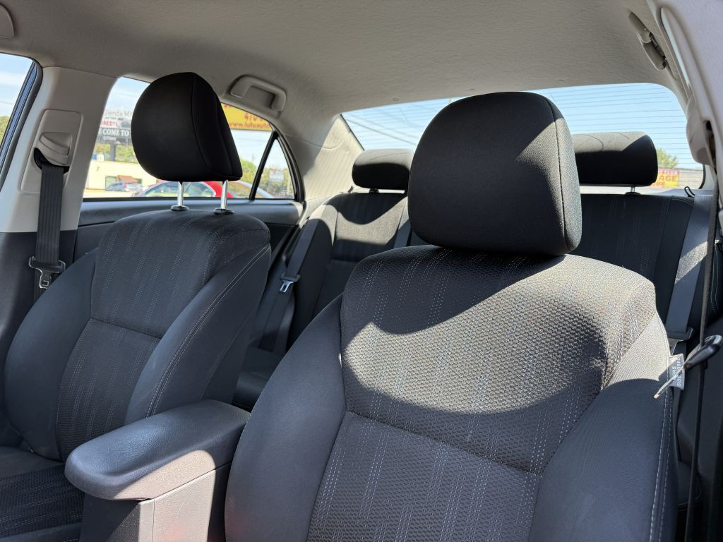 2012 Toyota Corolla Image 12
