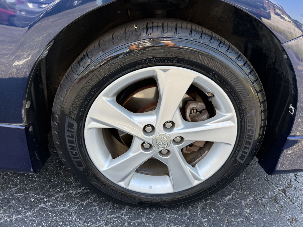 2012 Toyota Corolla Image 19