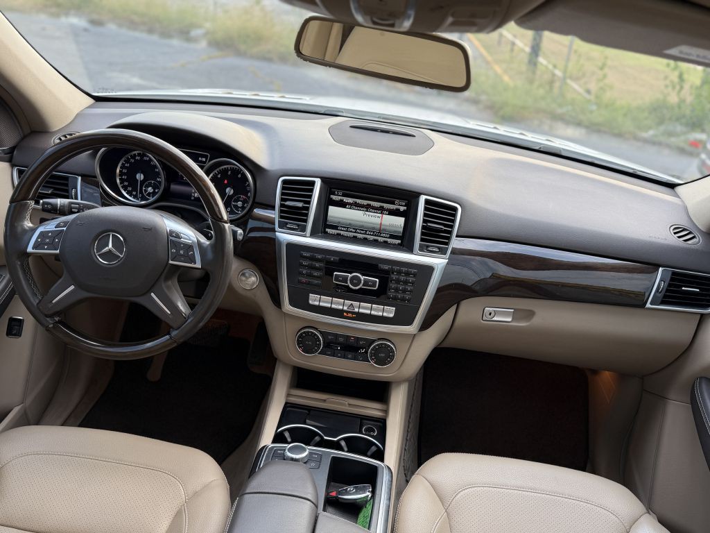 2015 Mercedes-Benz M-Class Image 14