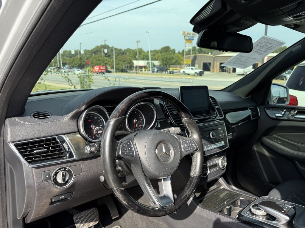 2017 Mercedes-Benz GLS-Class Image 10
