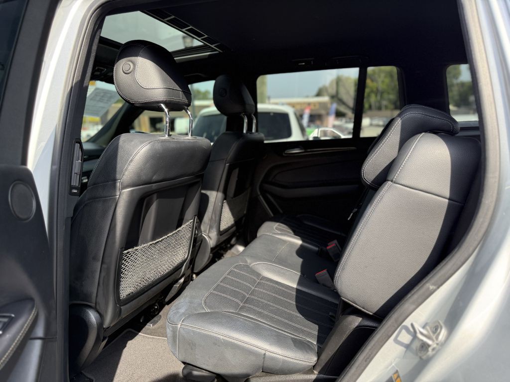 2017 Mercedes-Benz GLS-Class Image 12